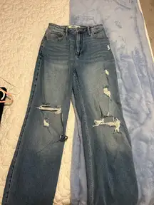 Hollister Curvy Ripped Jeans High-Rise