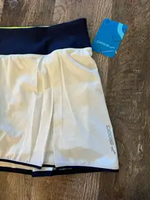 BROOKS Running Skirt Shorts Skort Chaser White Navy Medium M 