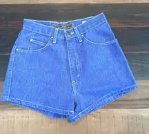 Vintage Levi’s shorts