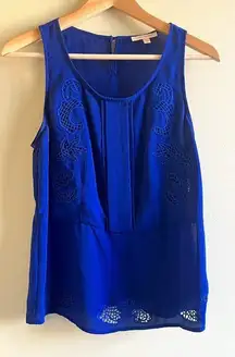SKIES ARE BLUES SLEEVELESS SHIRT WOMENS SIZE S BLUE PEPLUM LACE LIGHTWEIGHT TOP‎