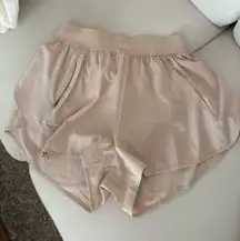 Alo Match Yoga Point Shorts