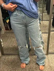 Abercrombie & Fitch 90’s relaxed Jean high rise Jeans Distressed