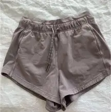 Inner Lululemon Glow 3" Shorts Purple Wash