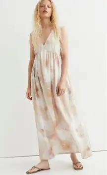 White & Pink Patterned Oversized V Neck Flowy Maxi Dress