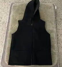 Lauren  Sleeveless Jacket with hood