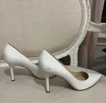 White Leather Martinar Pump