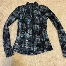 Lululemon  define nulux jacket size 4