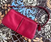 CASLON LEATHER HANDBAG.