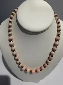 Vintage‎ Avon Pink Coral Color Beads Gold tone 19" Graduated Necklace
