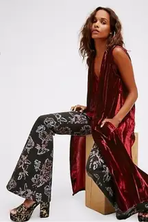 Free People Retro 70s Bohemian Born to be Wild Printed Flare Pants Size 0 XS