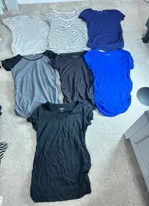 Lot of maternity short sleeve T shirts basics short sleeve tees neutrals medium