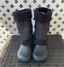 Crocs boots women’s size 6