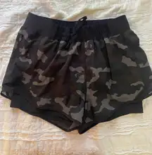 Activewear Camo Black Shorts