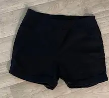 Soft surroundings petite medium PM Classic Black Women's cuffed Shorts pull on