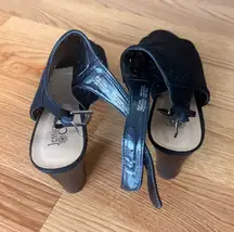 Jessica Cline Heels Black Peep-Toe