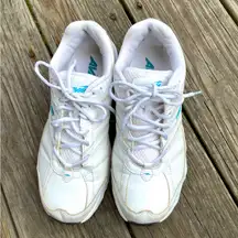 Women’s sneakers in wide width 👟👟