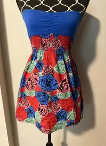 Motel Rocks EUC  Blue and Red Floral Rose Strapless Babydoll Top size small