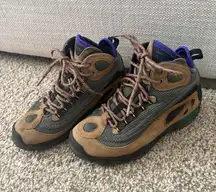 Vintage 1996 Nike Air 150 Approach ACG Trail Hiking Boots 90s Women’s 7