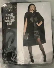 NEW Adult Hooded Cape With Oversized Bow, Spell Book (Harry Potter)Black Cosplay