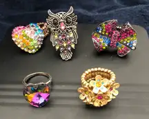 Costume jewelry. Five original rings