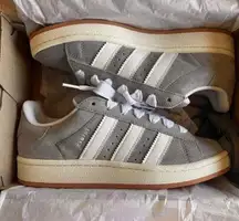 Adidas Campus 00s