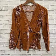 Women’s Maurices burnt orange floral deep v-neck wrap long sleeve top XS