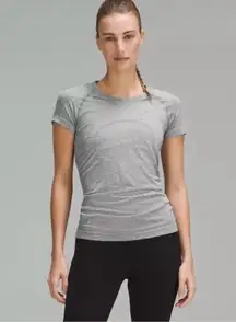 Lululemon Swiftly Tech 2.0 Short Sleeve Shirt Slate Gray Size 14 NWT