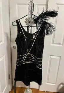 1920’s flapper costume black and gold with headband