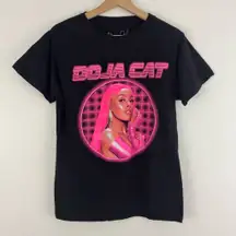 DOJA CAT Black Hot Pink Portrait Crewneck Short Sleeve Graphic Band Tee