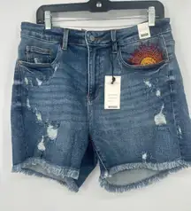 Judy Blue Shorts Womens 1XL Blue Distressed Sun Embroidery High Rise Raw Cut Off