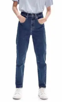 Levi’s silver tab high waisted mom jeans indigo stonewash  size 32