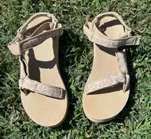 Tevas Tan White Leopard Print Sandals Size 8