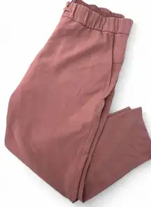 Lululemon | 12 | Lululemon On the Fly 7/8 Pant *Woven Red Dust Cropped Pull on
