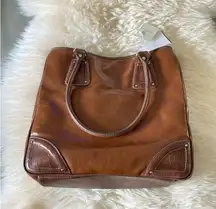 Liz Claiborne Fairbanks Large Brown Tote Bag Women's Spacious Interior