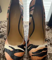 Nine West Black and Tan Animal skin material Print Heels Brand New’