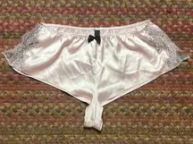 VICTORIAS SECRET BABY PINK SLIP HEM CHEEKY BOOTY LOUNGE SHORTS