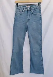 Zara Light Wash Denim High Rise Kick Bootcut Jeans size 2