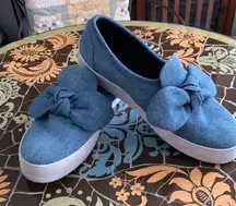 REBECCA MINKOFF Denim Sneaker Sz: 8