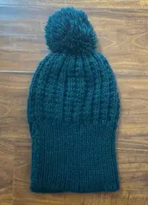 Dark green/dark teal beanie