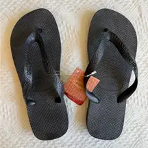 NWT Havaiana Top Flip Flops, Black, Sz 37-38