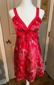 Enchanting red paisley lace trim gown slip dress.