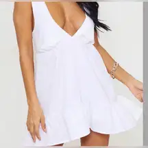 New Deep V-neck White XS Romper - Pretty Little Thing - NWT