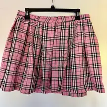 NWT Hot Topic Plaid Skirt with Chain