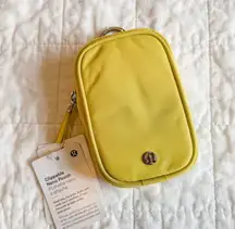 Lululemon Clippable Nano Pouch NEW Chartreuse