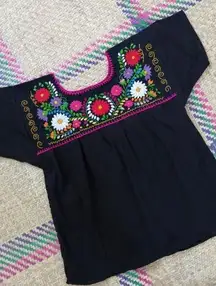 Mexican embroidery handmade blouse size medium nwot