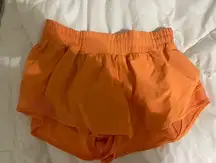 Lululemon Selling bright orange hotty hot shorts 2.5”