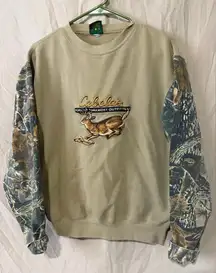 Cabela’s crewneck
