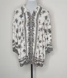Black And White Floral Button Up Shirt Size XL