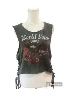 Forever 21  Vintage Replica “World Tour 1991”  Side Tie Crop Tank Top Size Medium