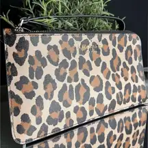 Kate Spade Lucy  Medium L-Zip Wristlet in Leopard Print NWT​​​